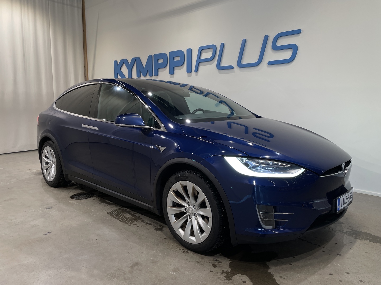 TESLA Model X 2017