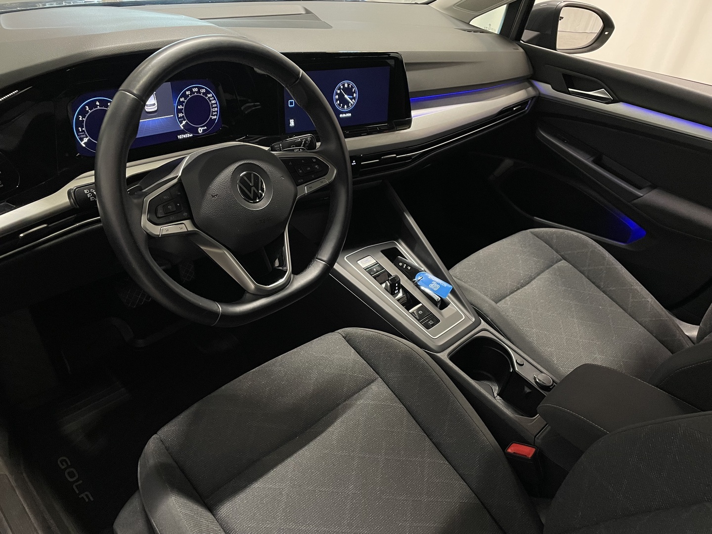 VOLKSWAGEN Golf 2021