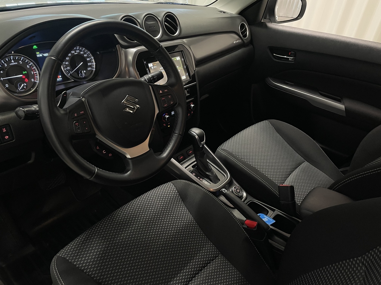 SUZUKI Vitara 2023