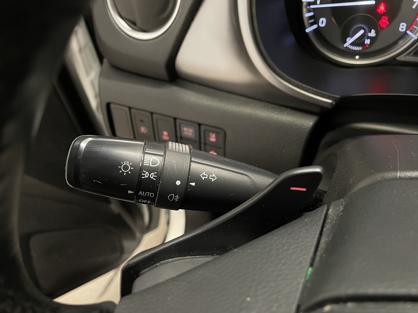 SUZUKI Vitara 2023