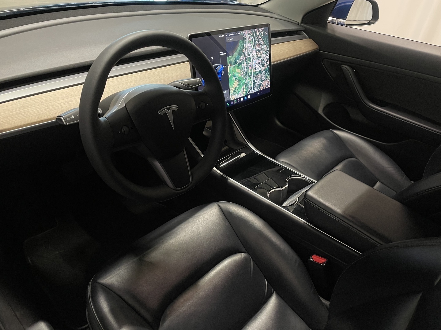 TESLA Model 3 2020