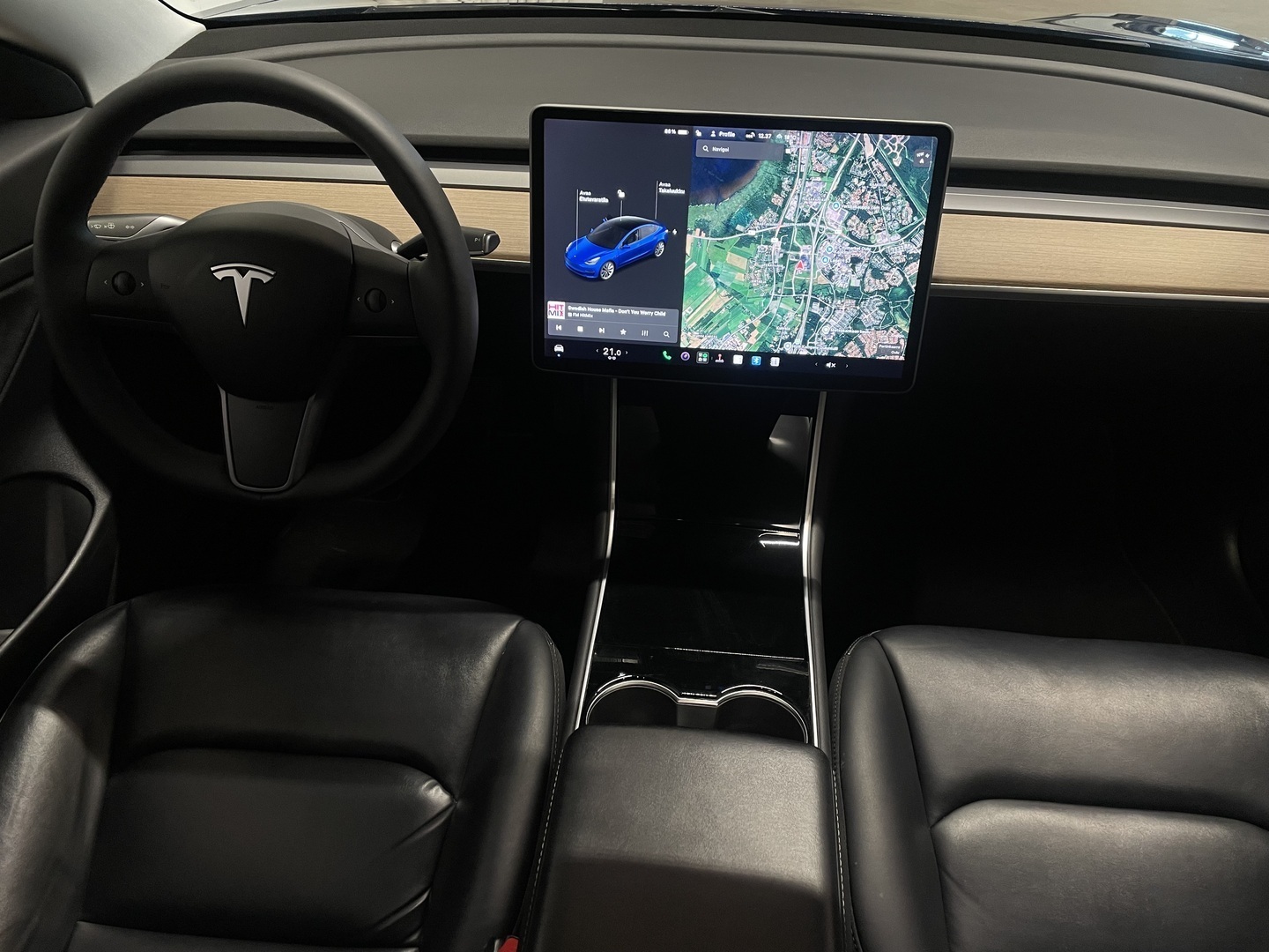 TESLA Model 3 2020