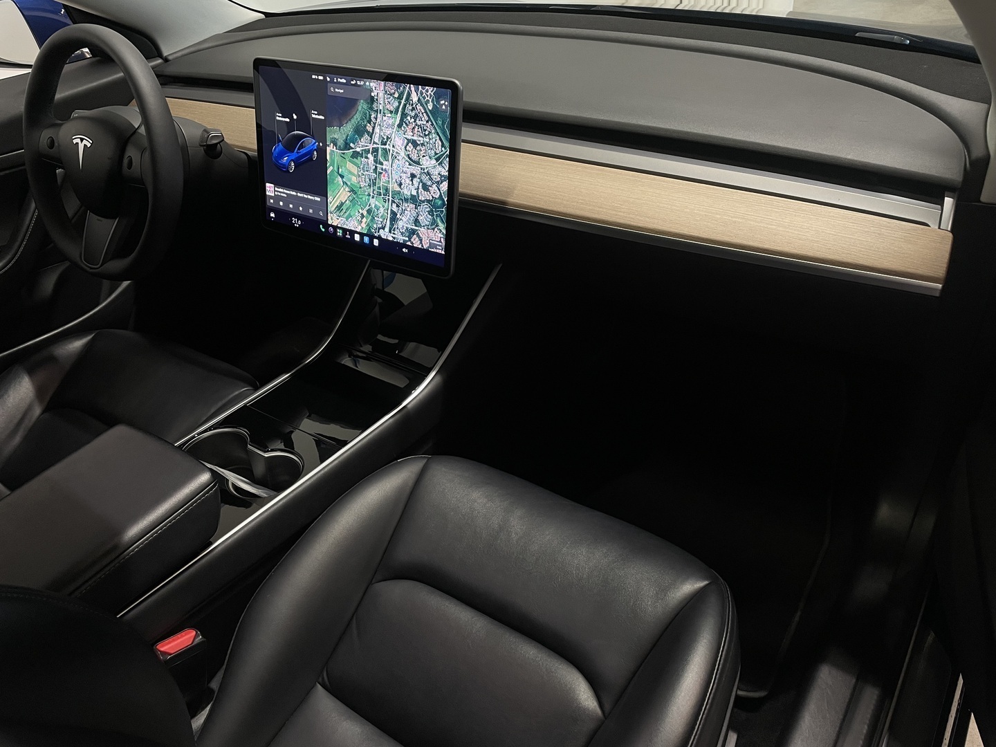 TESLA Model 3 2020