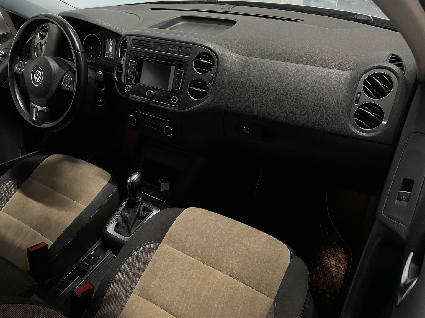 VOLKSWAGEN Tiguan 2014