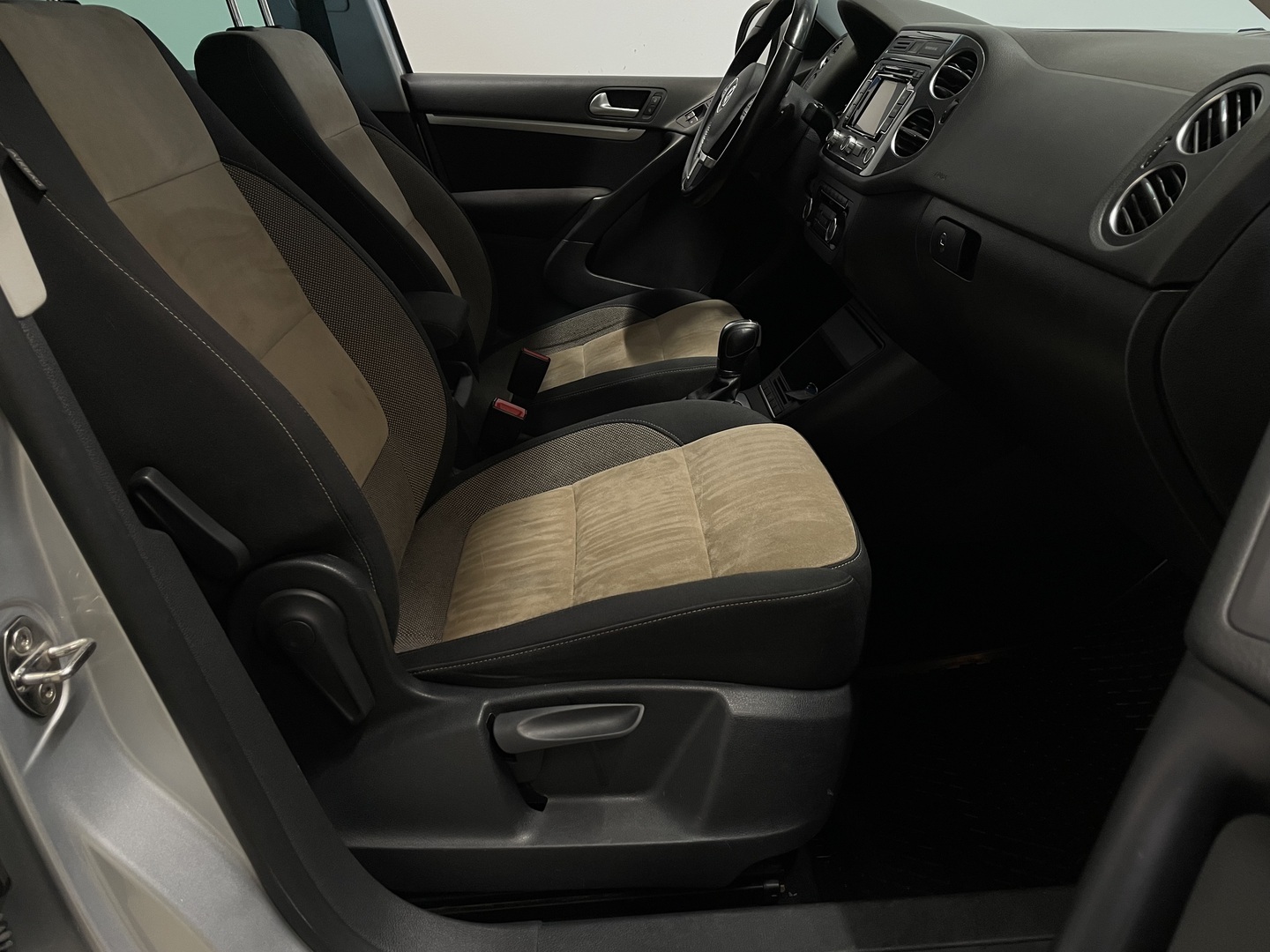 VOLKSWAGEN Tiguan 2014