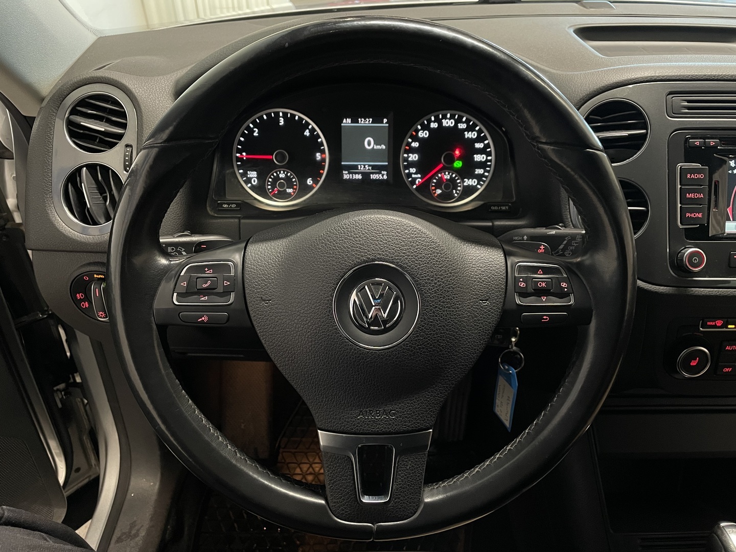 VOLKSWAGEN Tiguan 2014