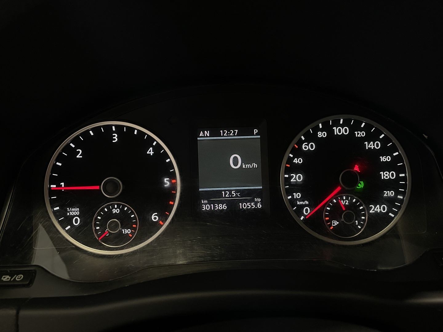 VOLKSWAGEN Tiguan 2014