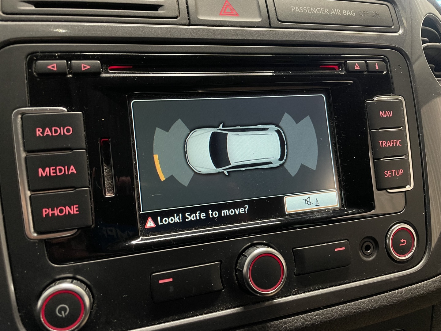 VOLKSWAGEN Tiguan 2014