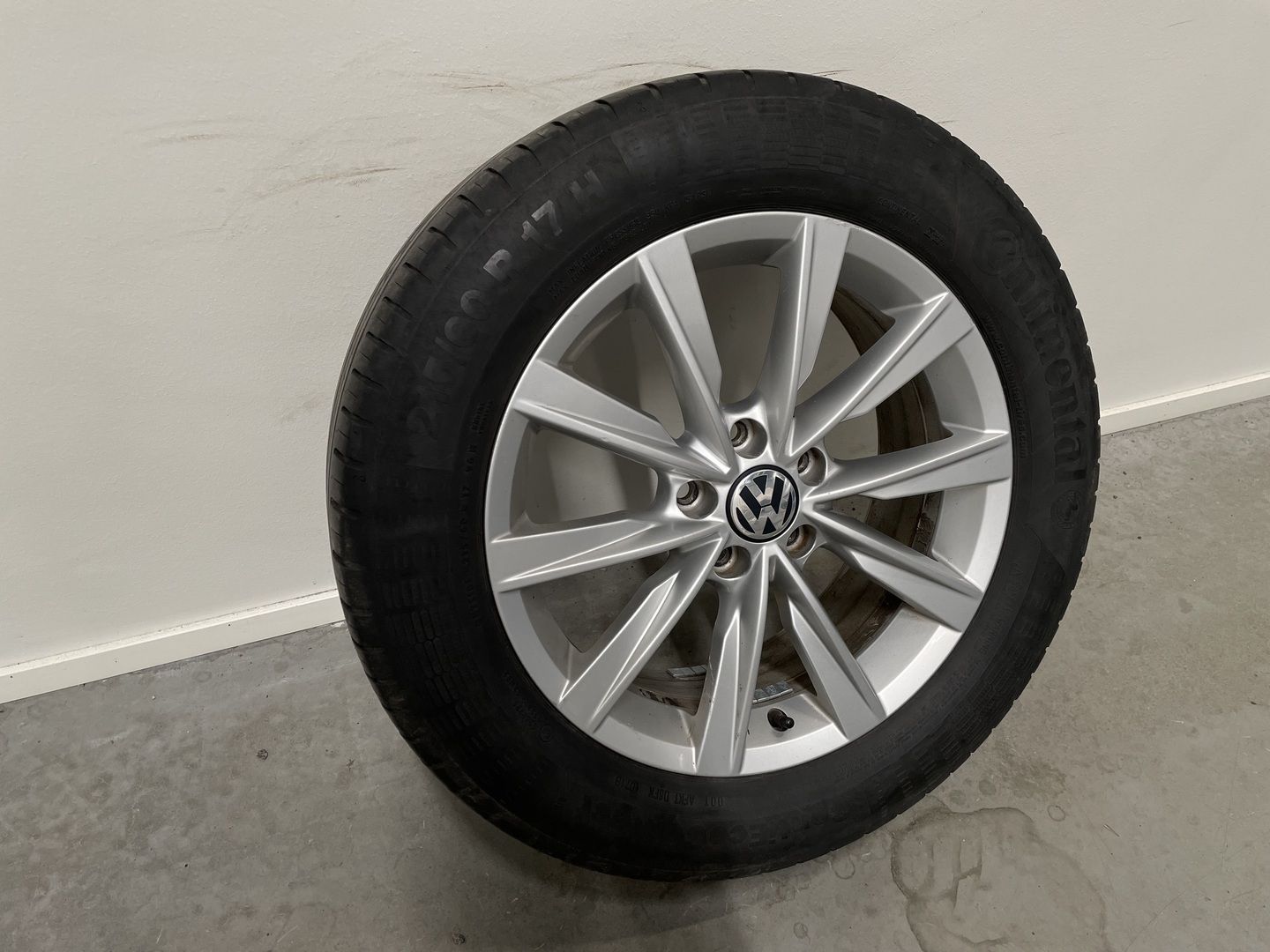 VOLKSWAGEN Tiguan 2014