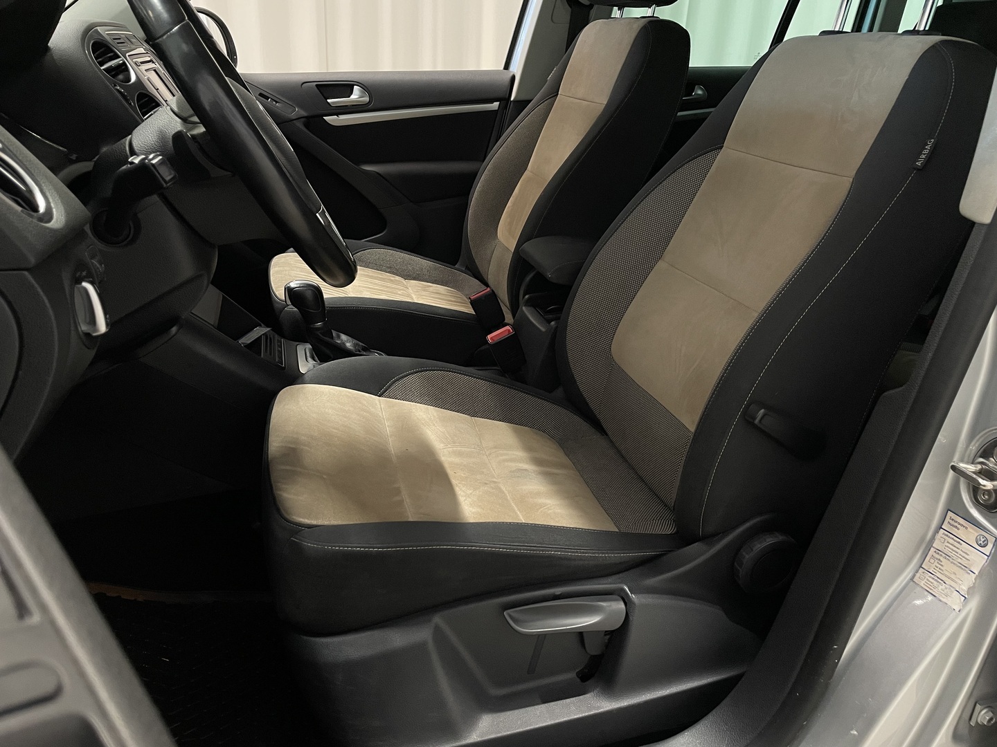 VOLKSWAGEN Tiguan 2014