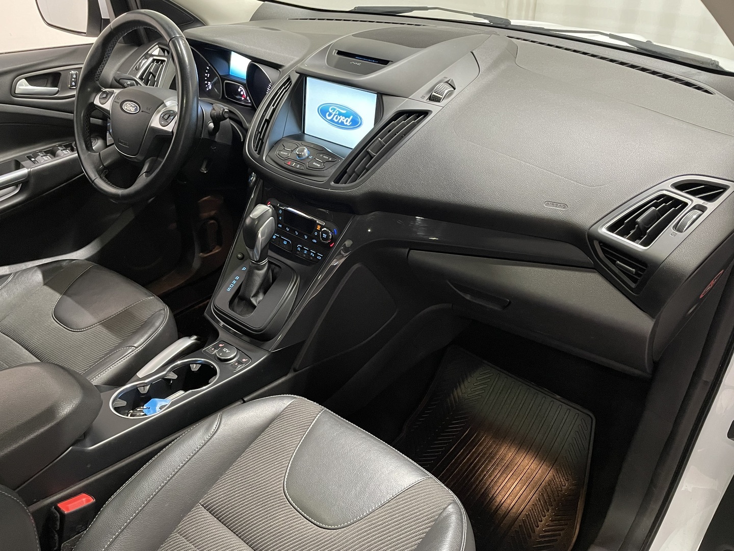 FORD Kuga 2016