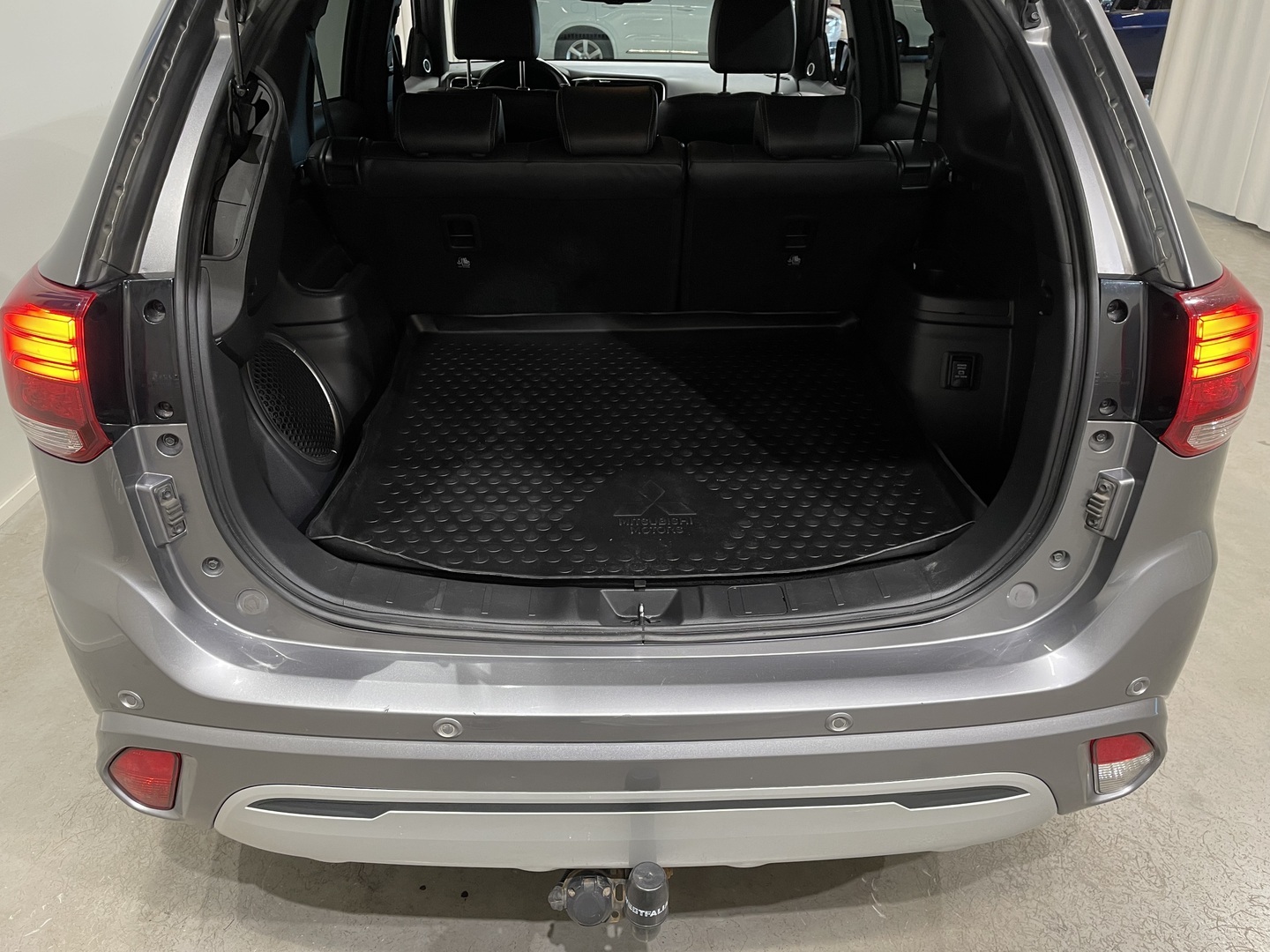 MITSUBISHI Outlander PHEV 2018