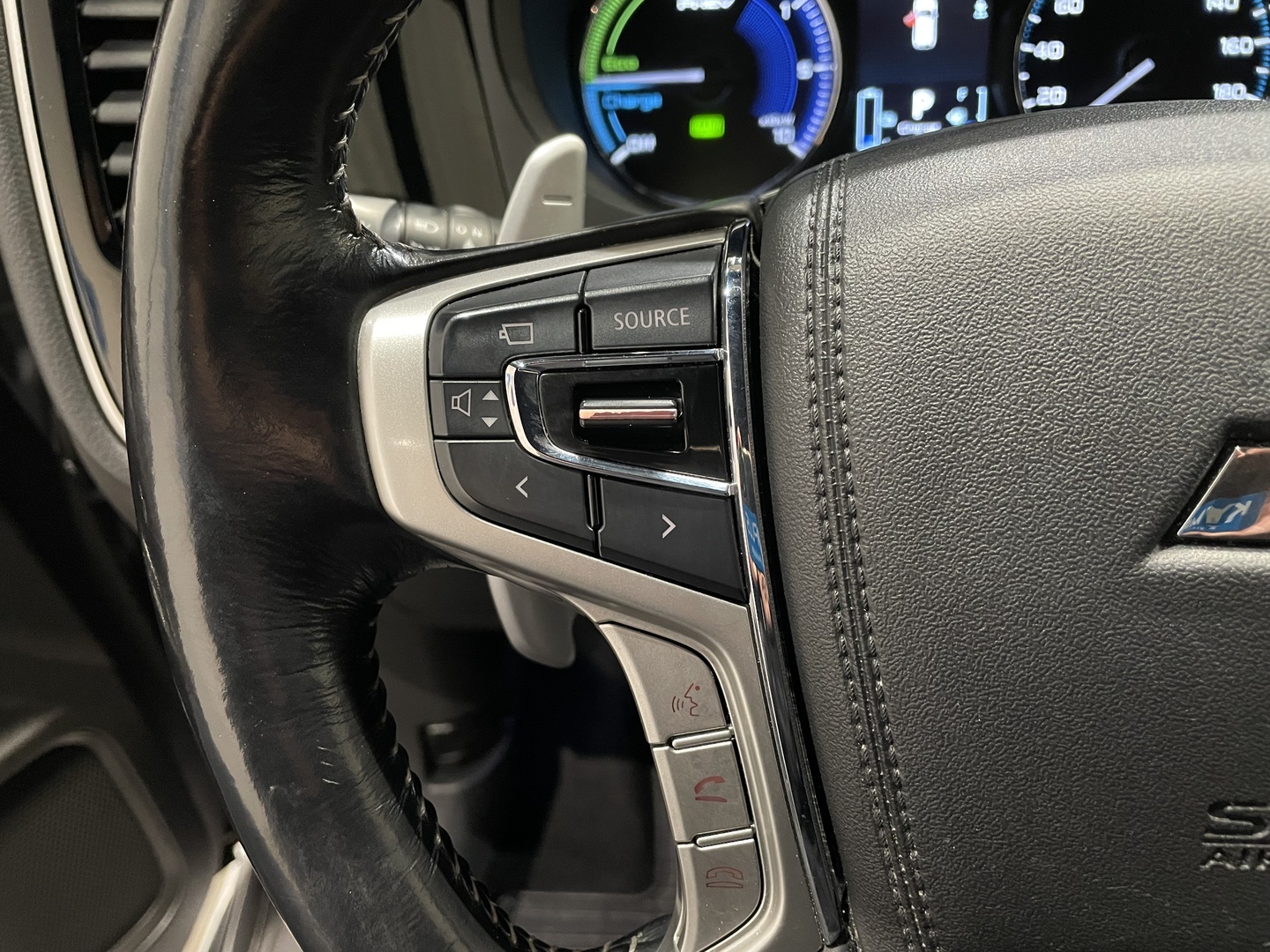 MITSUBISHI Outlander PHEV 2018