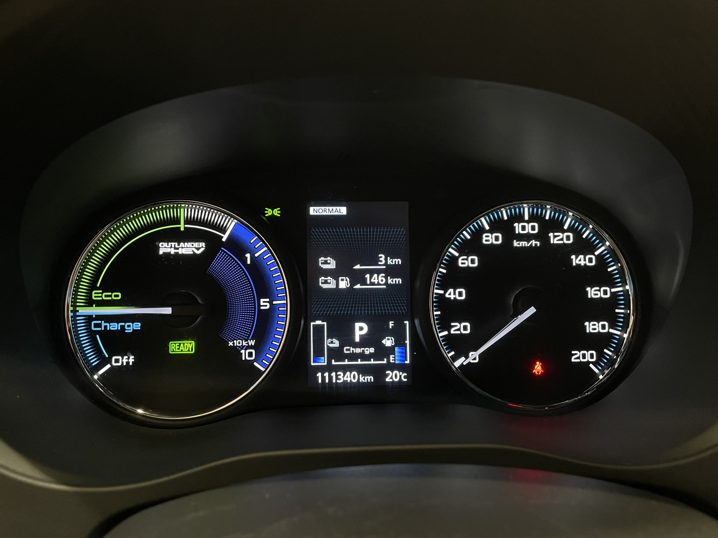 MITSUBISHI Outlander PHEV 2018