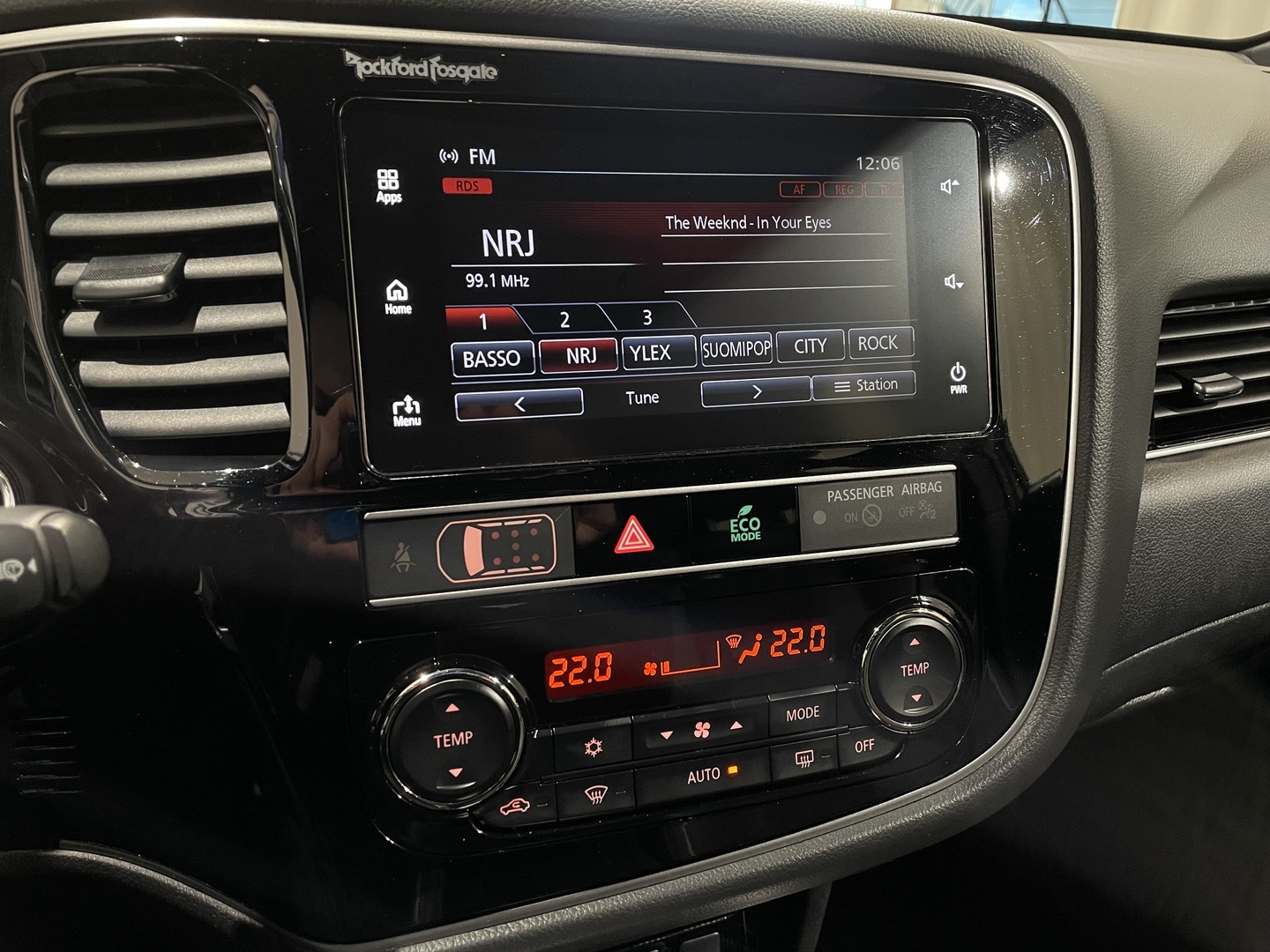 MITSUBISHI Outlander PHEV 2018