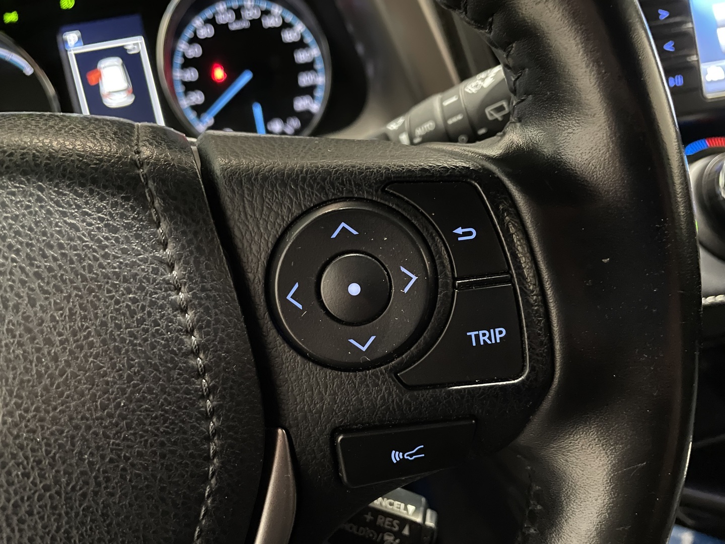 TOYOTA RAV4 2018