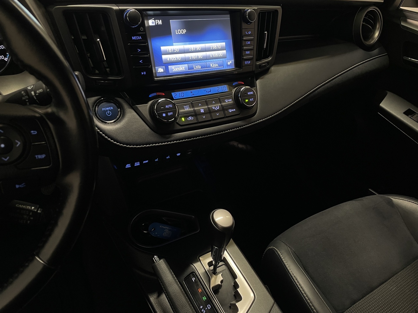TOYOTA RAV4 2018
