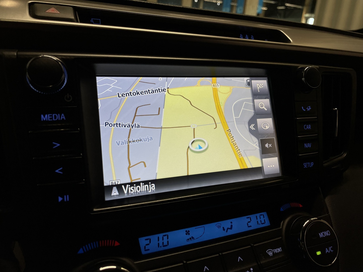 TOYOTA RAV4 2018