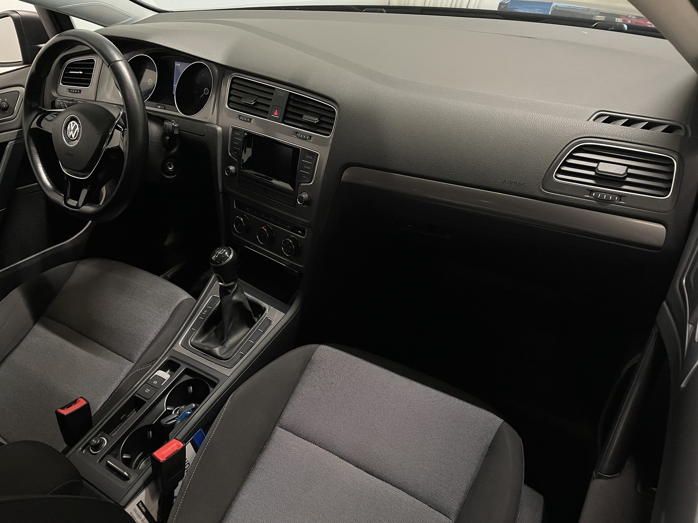 VOLKSWAGEN Golf 2013