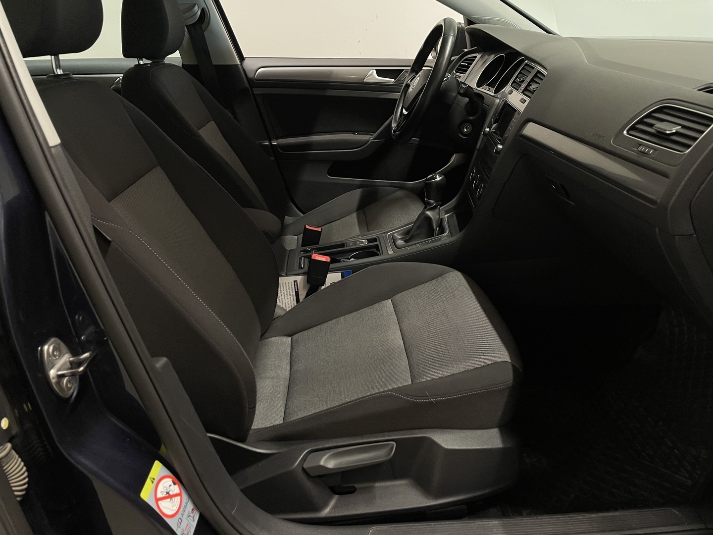 VOLKSWAGEN Golf 2013