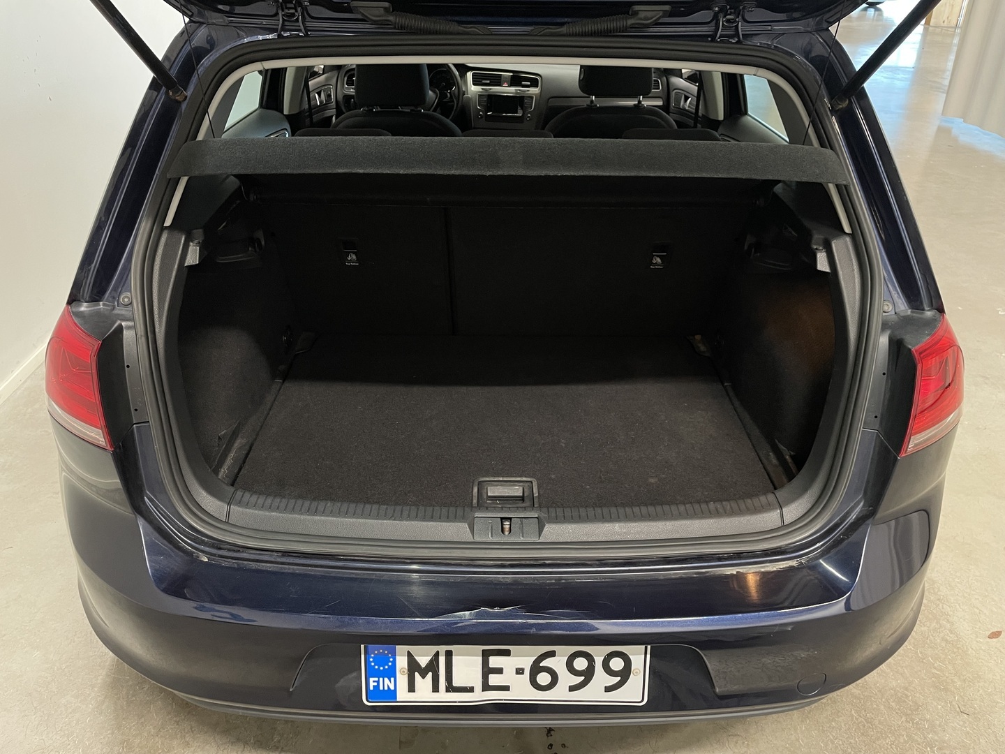 VOLKSWAGEN Golf 2013