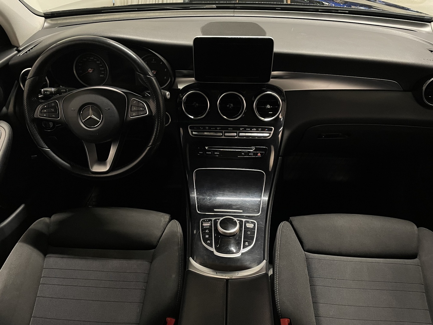 MERCEDES-BENZ GLC 2016