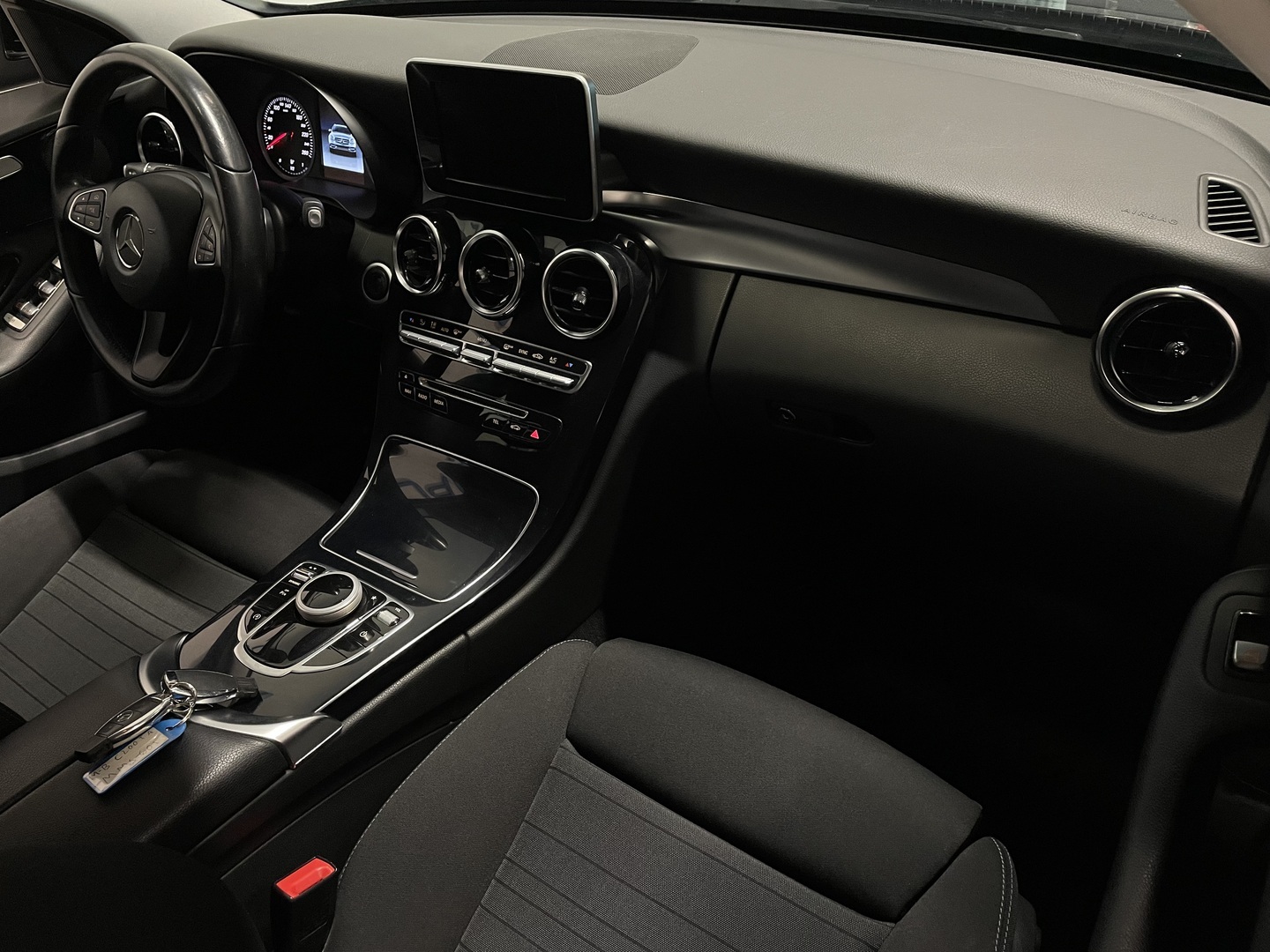 MERCEDES-BENZ C 2016