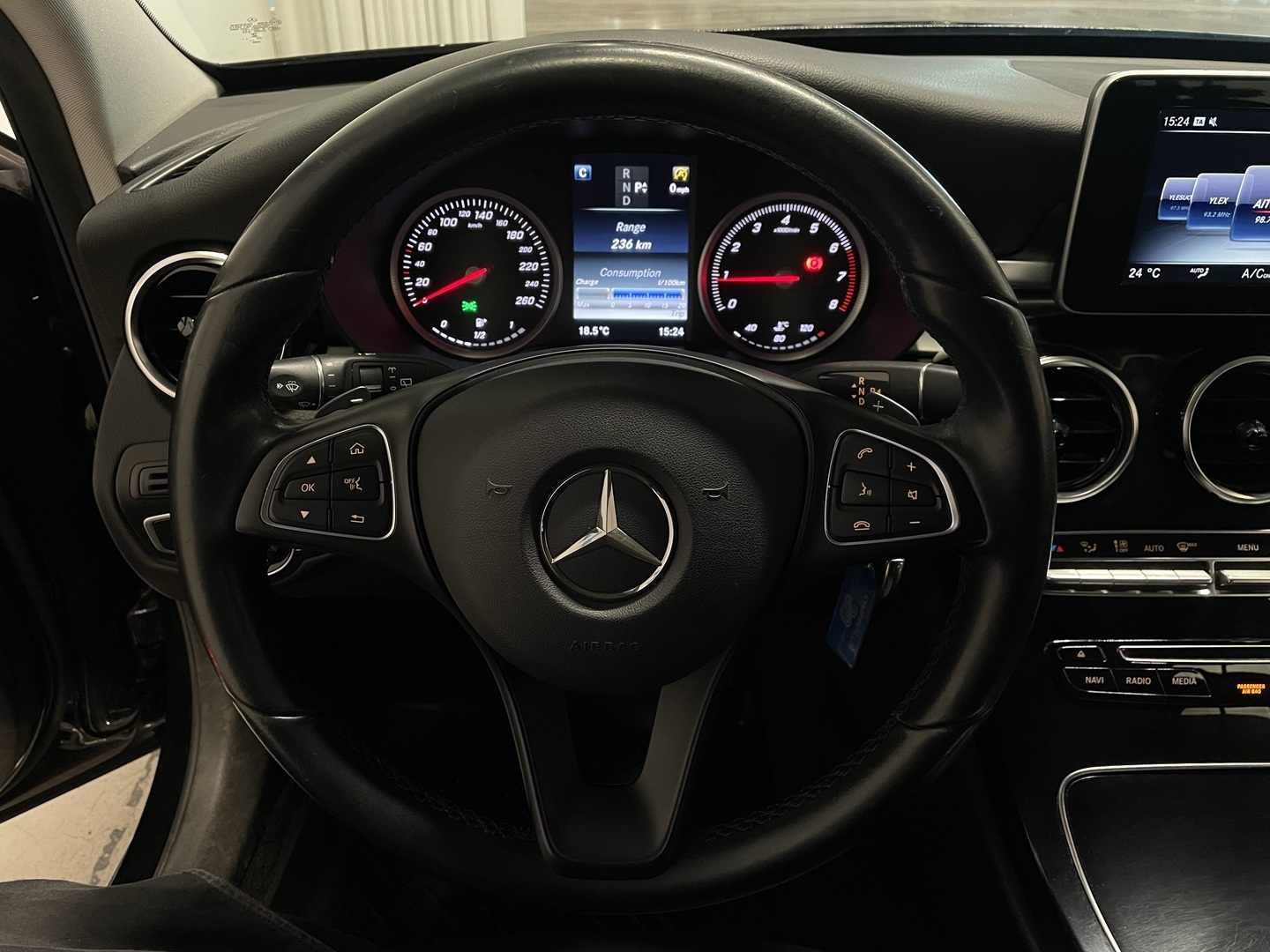 MERCEDES-BENZ C 2016