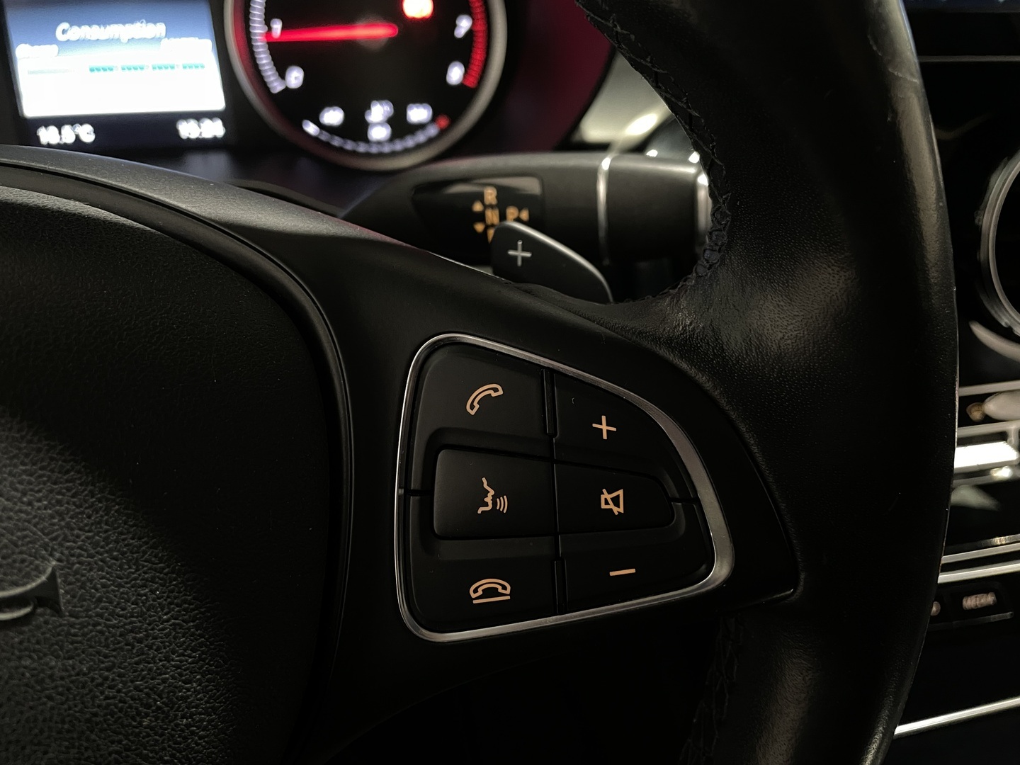 MERCEDES-BENZ C 2016