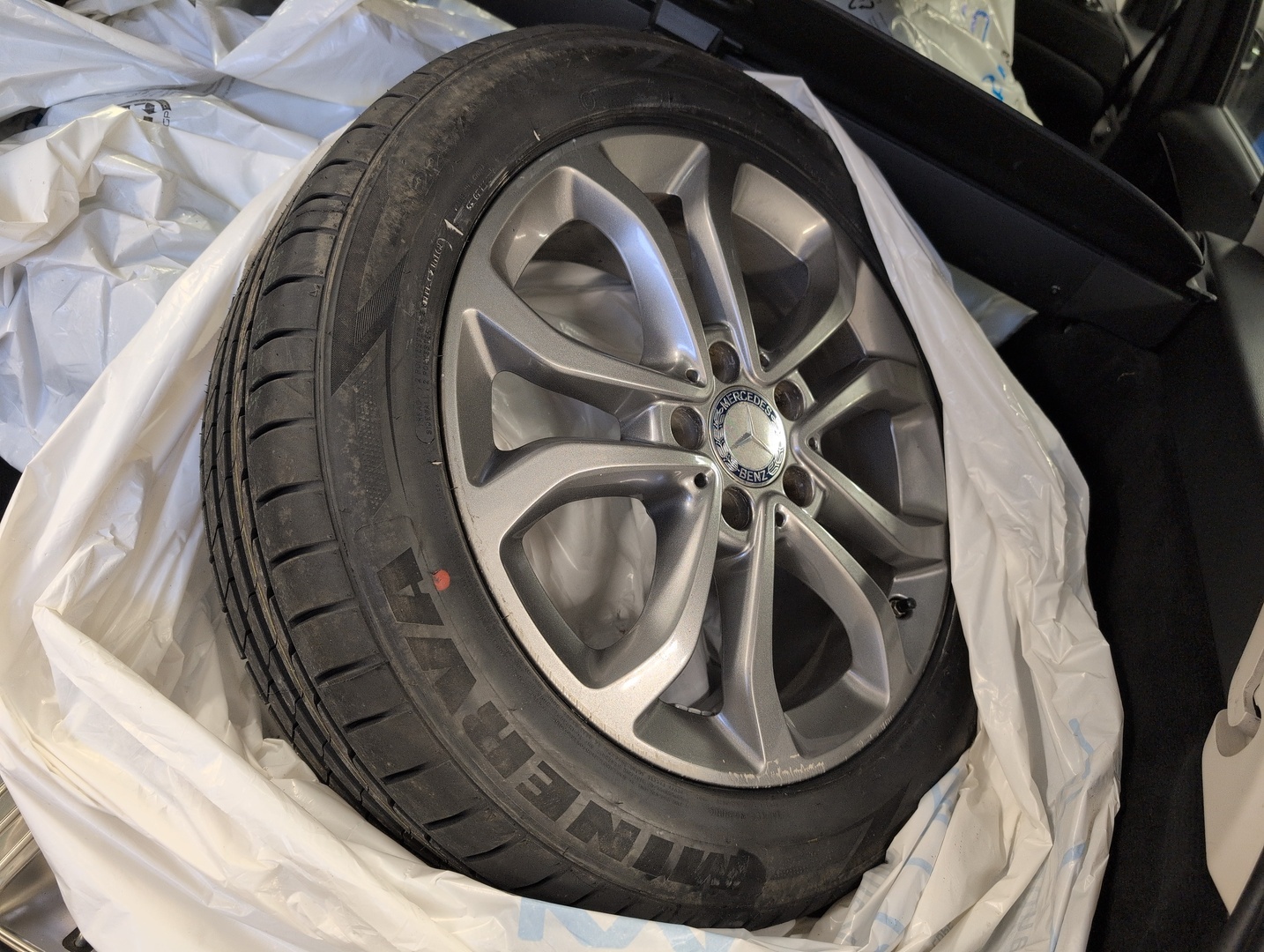 MERCEDES-BENZ C 2016