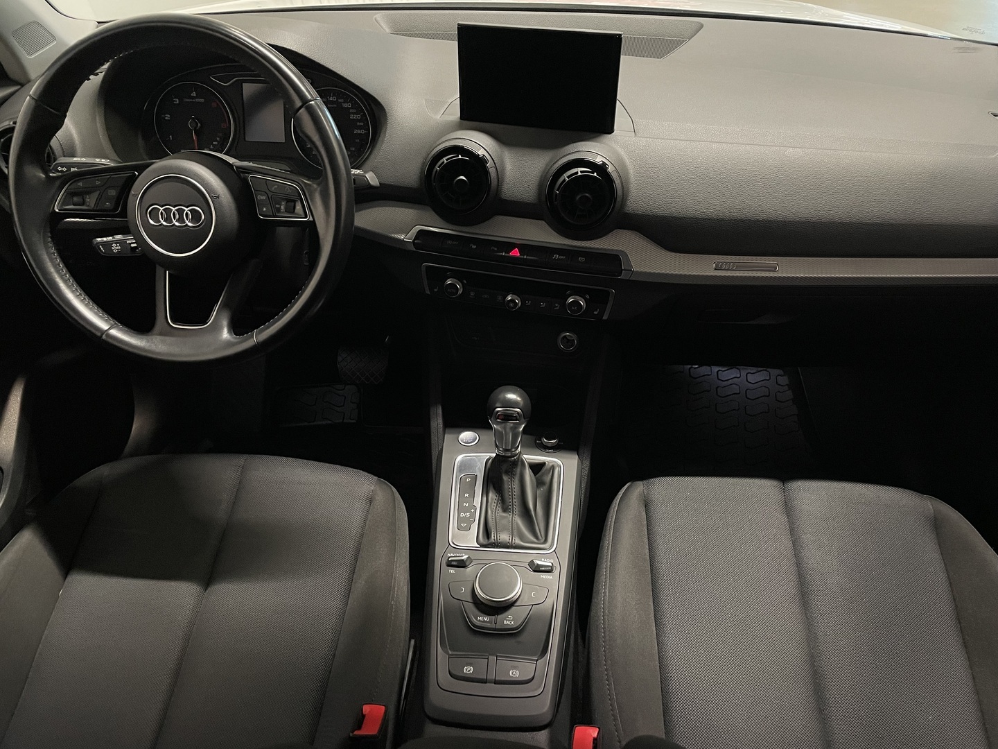 AUDI Q2 2018