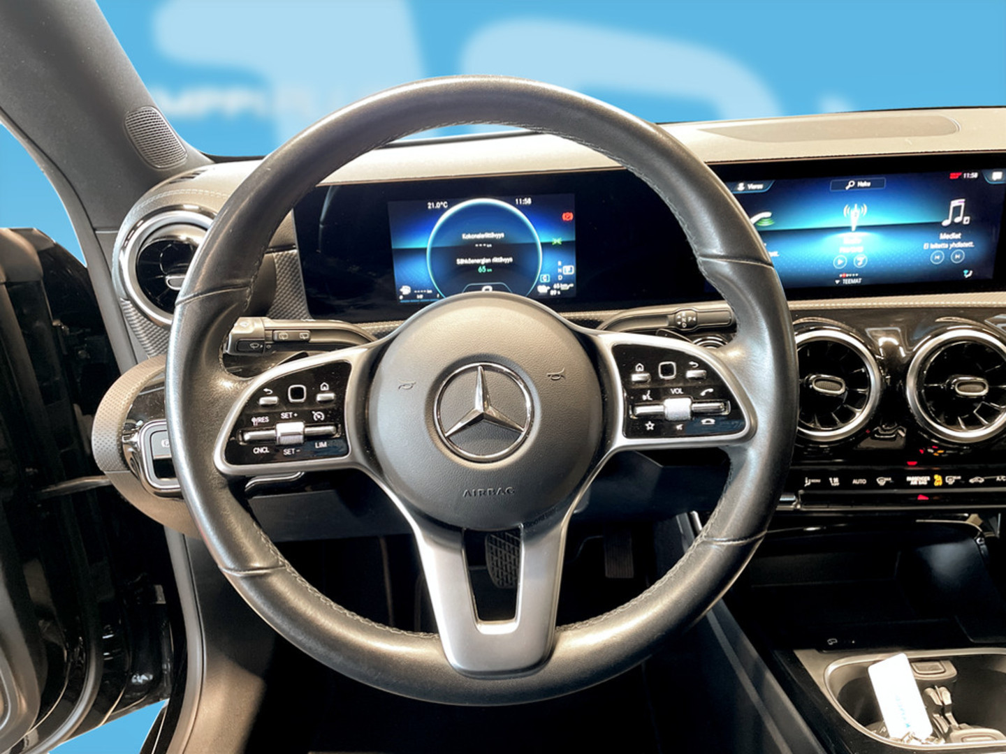 MERCEDES-BENZ CLA 2022