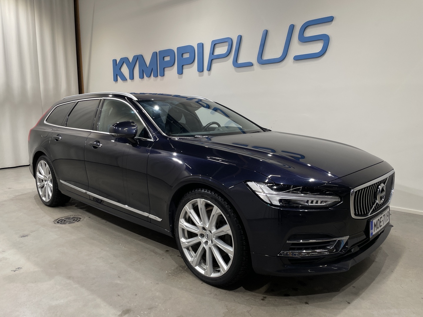 VOLVO V90 2019