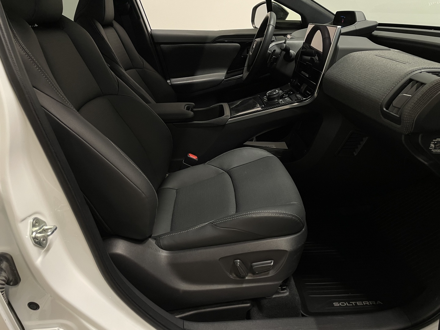 SUBARU Solterra 2024