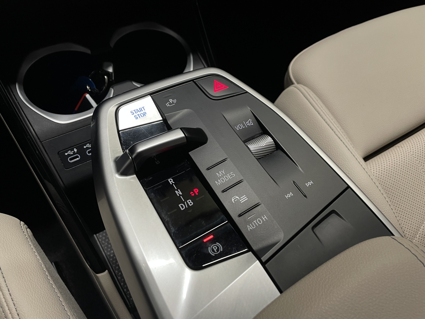 BMW iX1 2023
