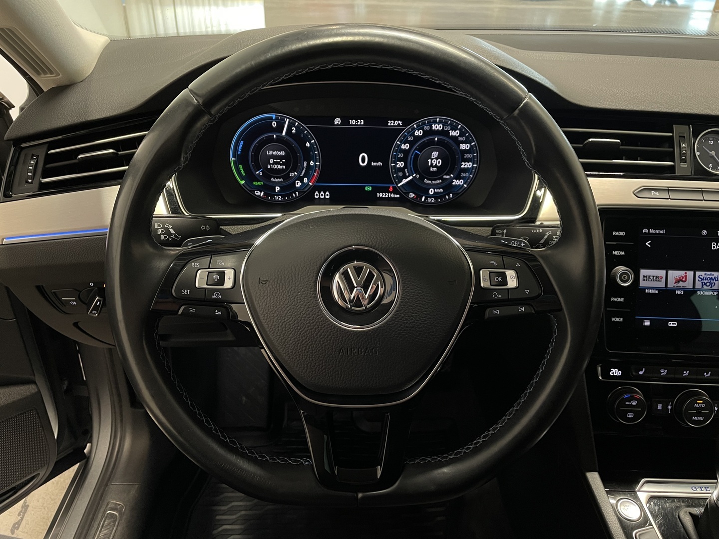 VOLKSWAGEN Passat 2018
