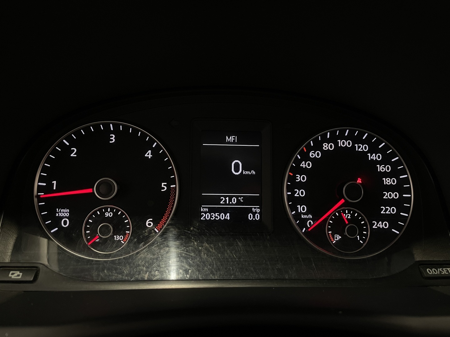 VOLKSWAGEN Touran 2010