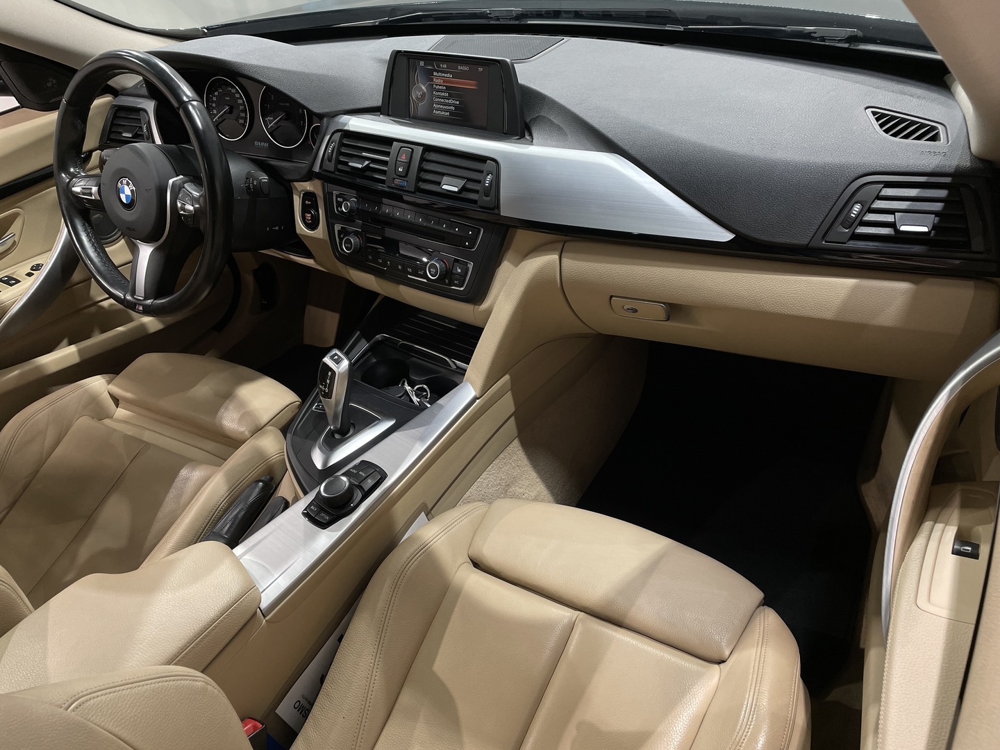 BMW 320 Gran Turismo 2016