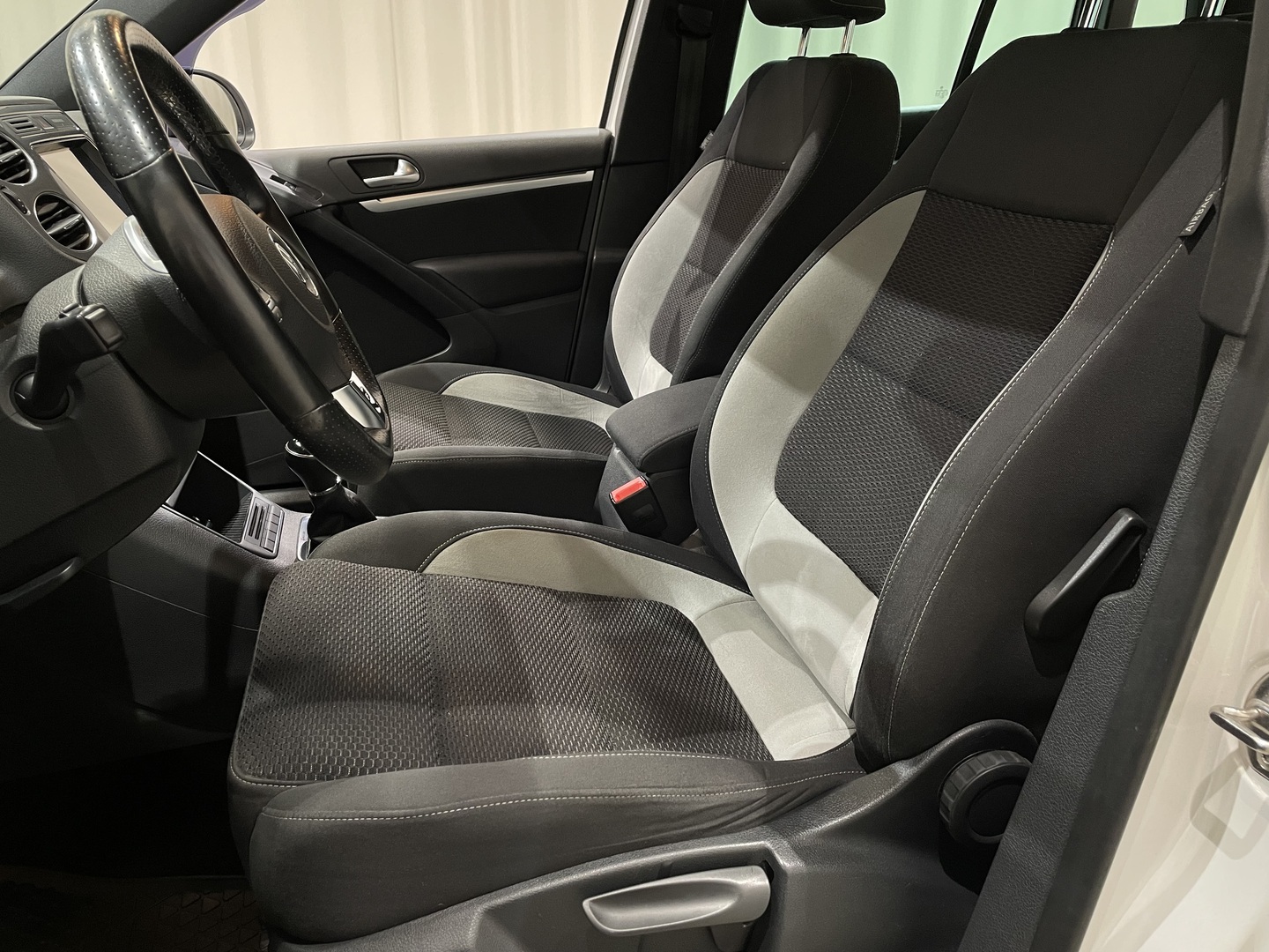 VOLKSWAGEN Tiguan 2014