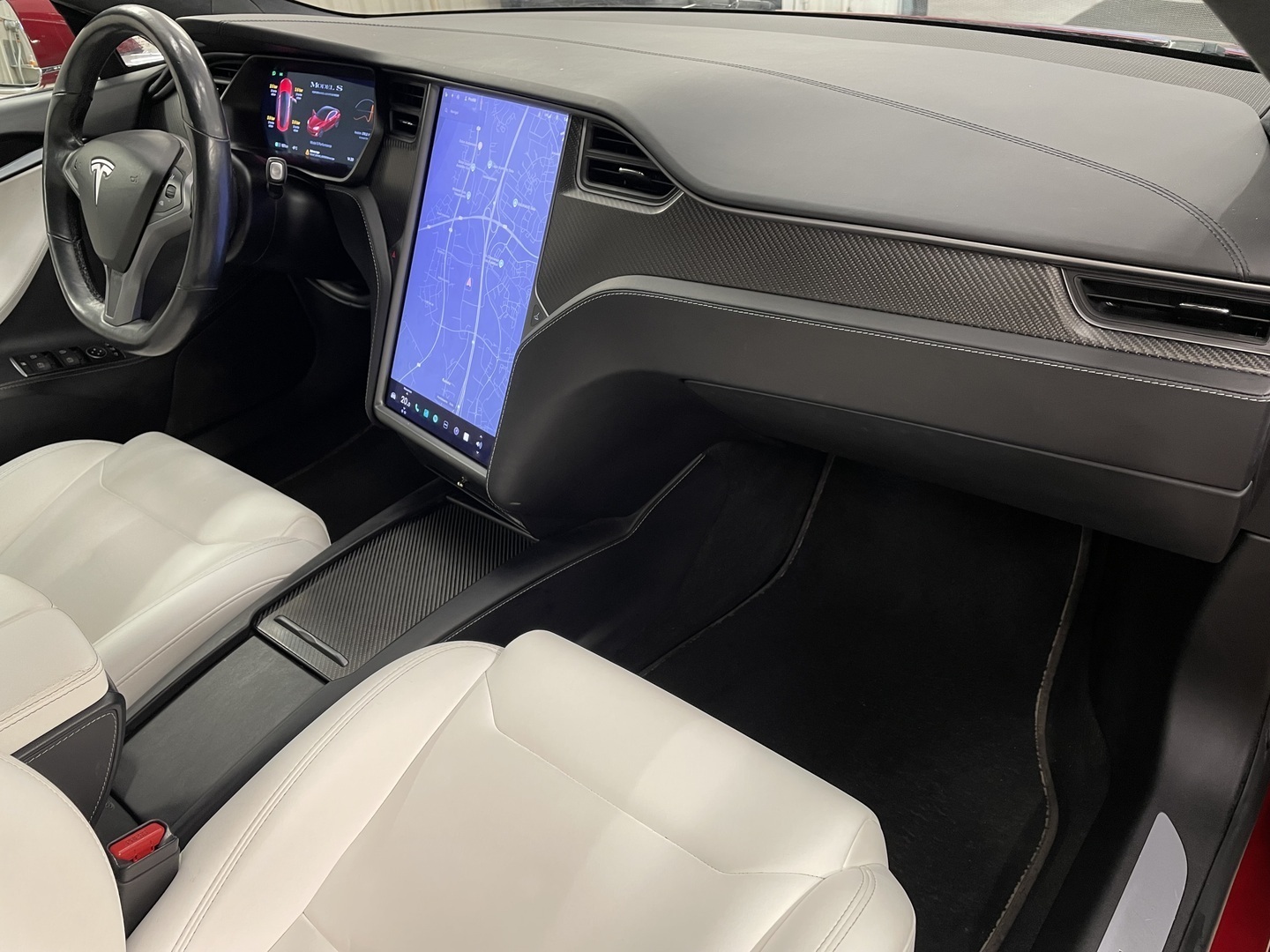 TESLA Model S 2019