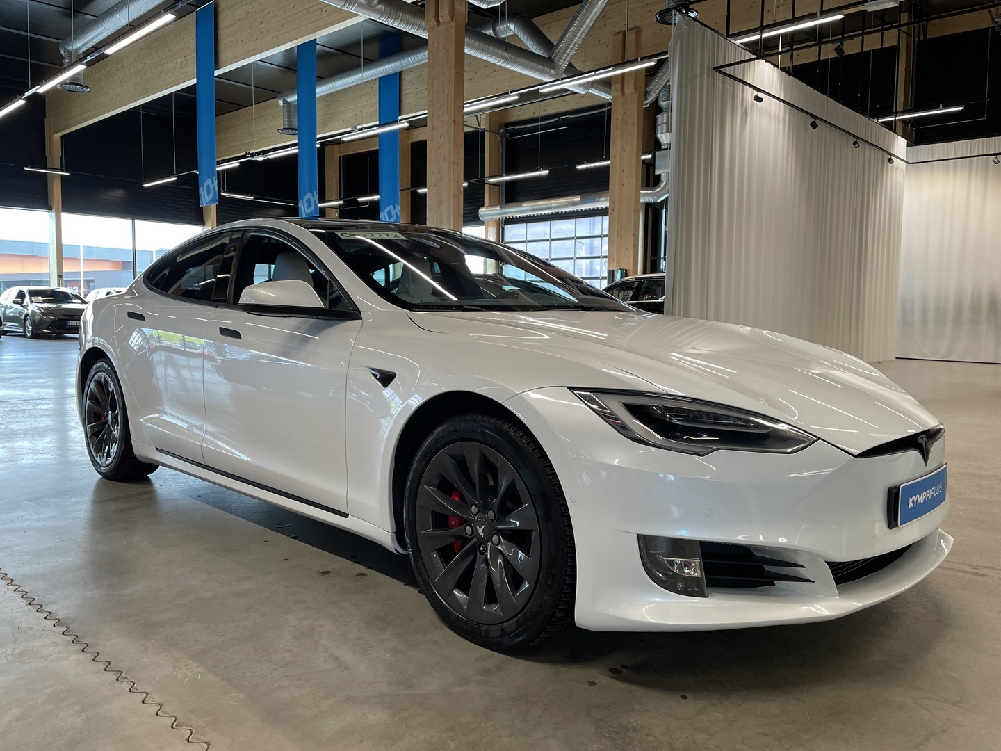 TESLA Model S 2019