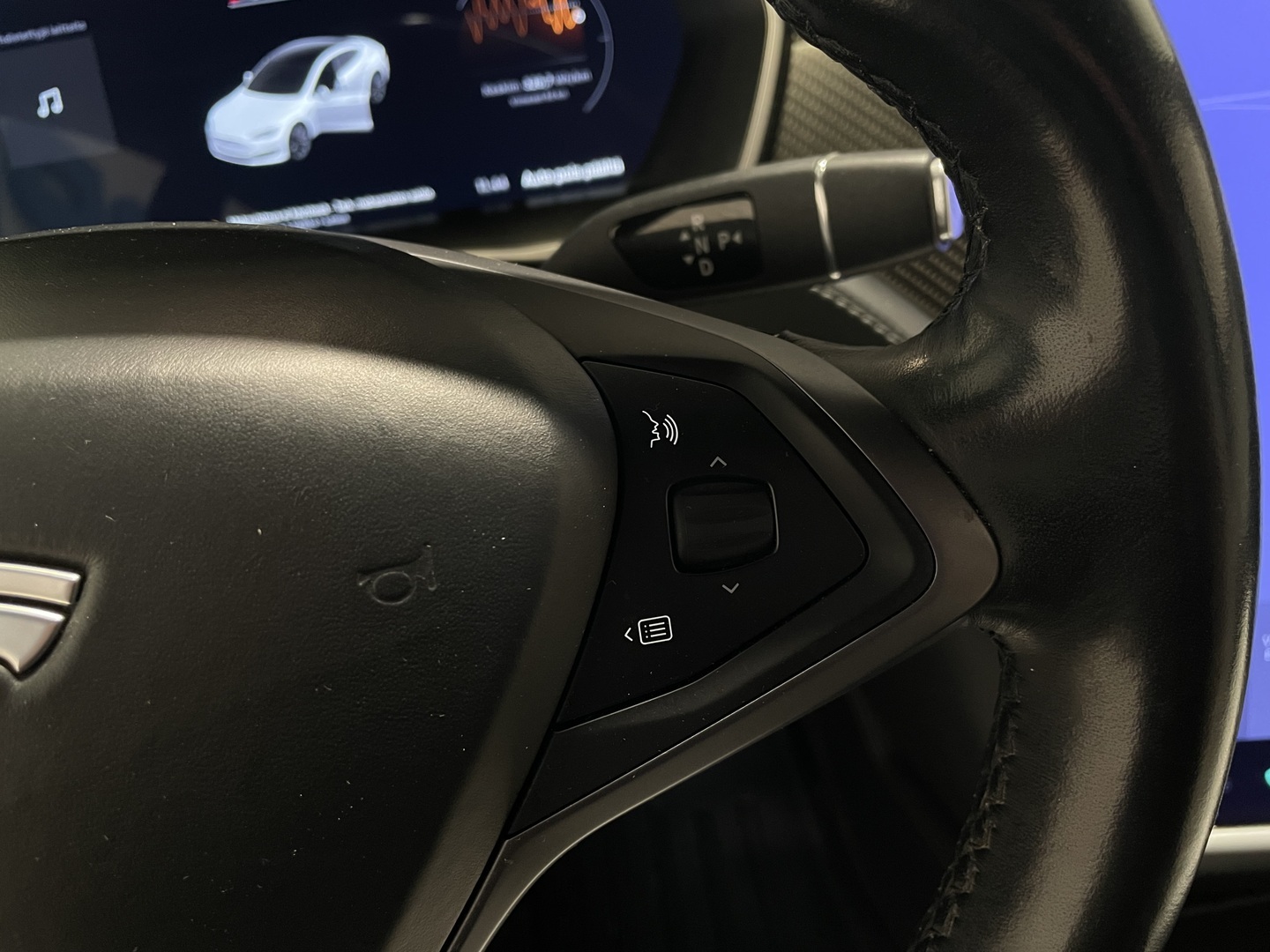 TESLA Model S 2019