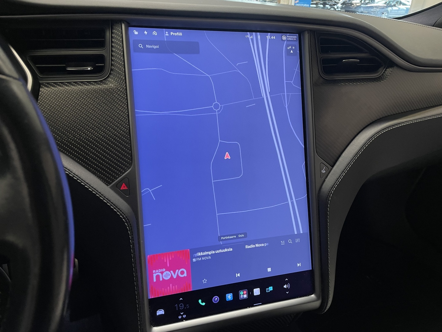 TESLA Model S 2019