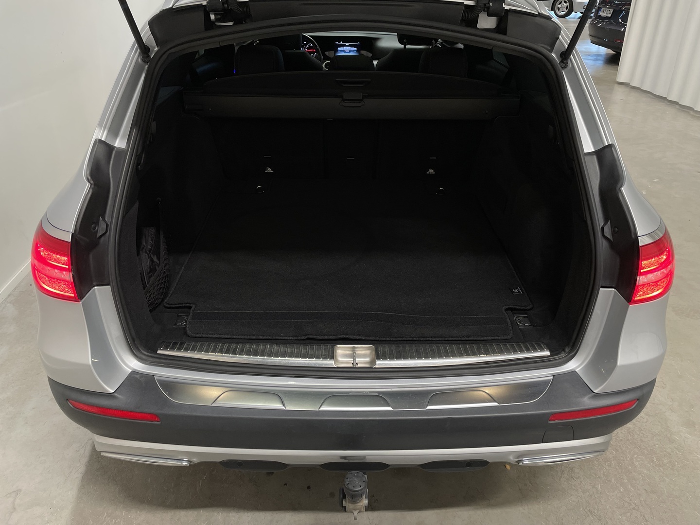 MERCEDES-BENZ E 2017