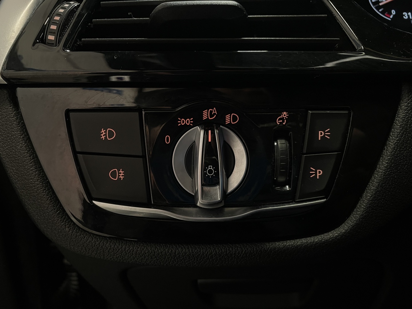 BMW 530 2019
