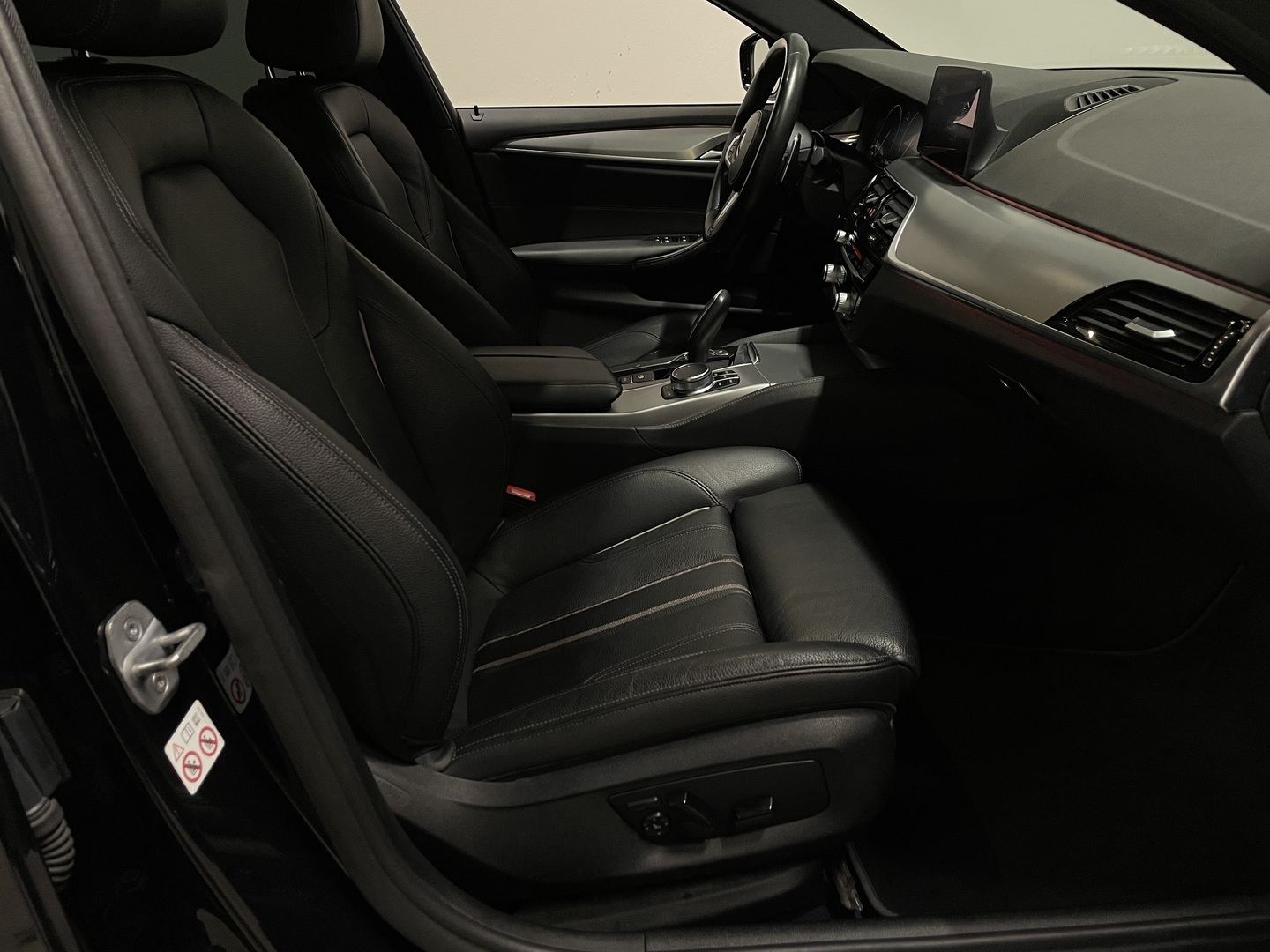 BMW 530 2019