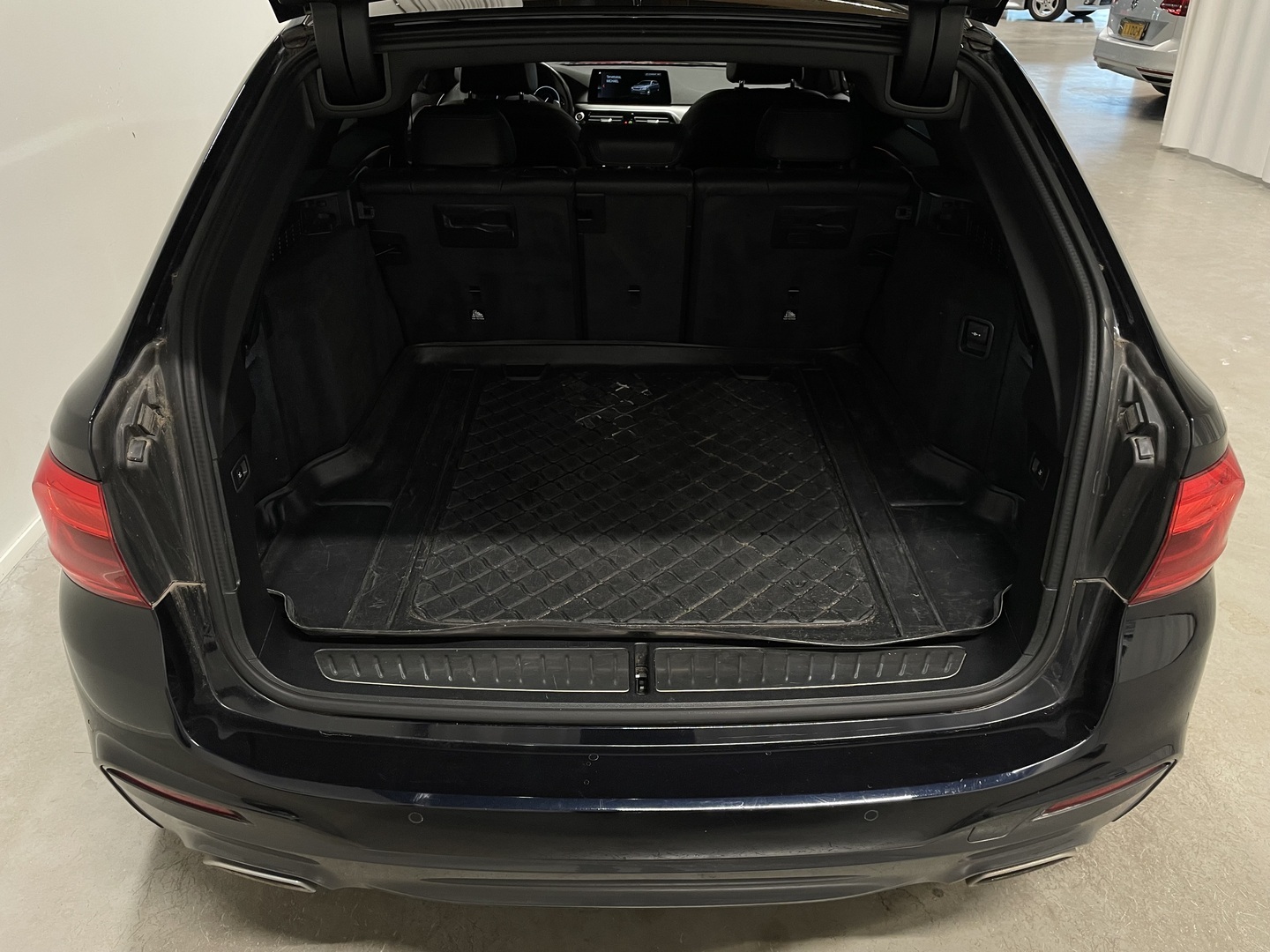 BMW 530 2019
