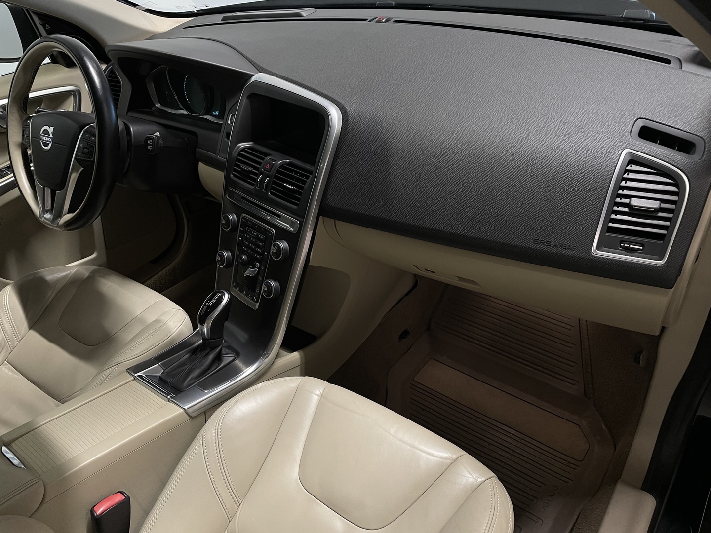 VOLVO XC60 2014