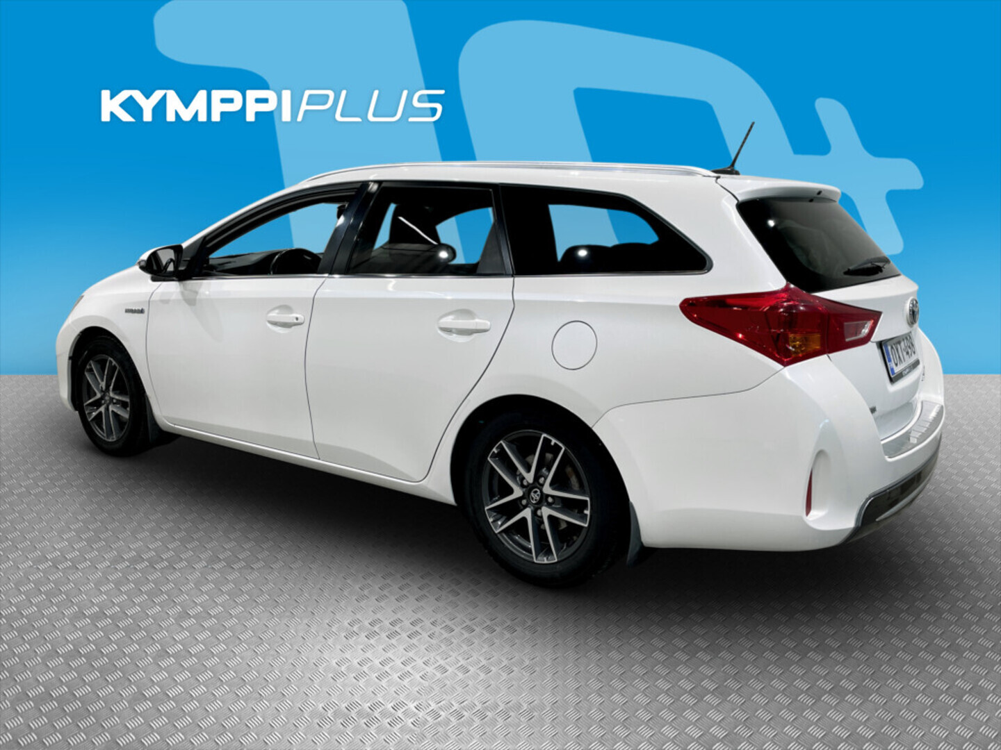 TOYOTA Auris 2015