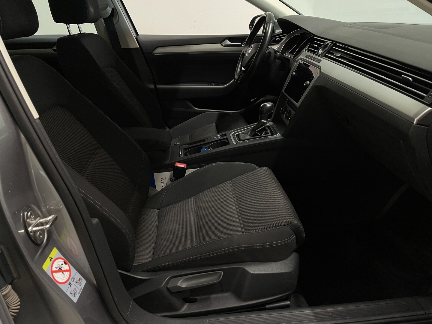 VOLKSWAGEN Passat 2019